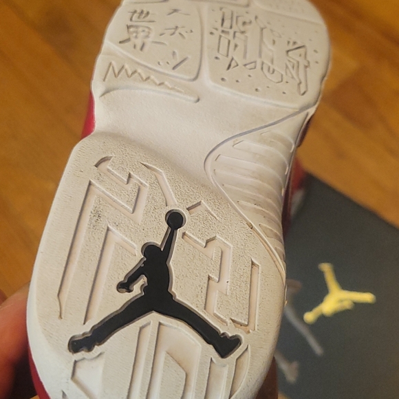 JORDAN BOY'S SNEAKERS SIZE US 10C - Picture 13 of 16